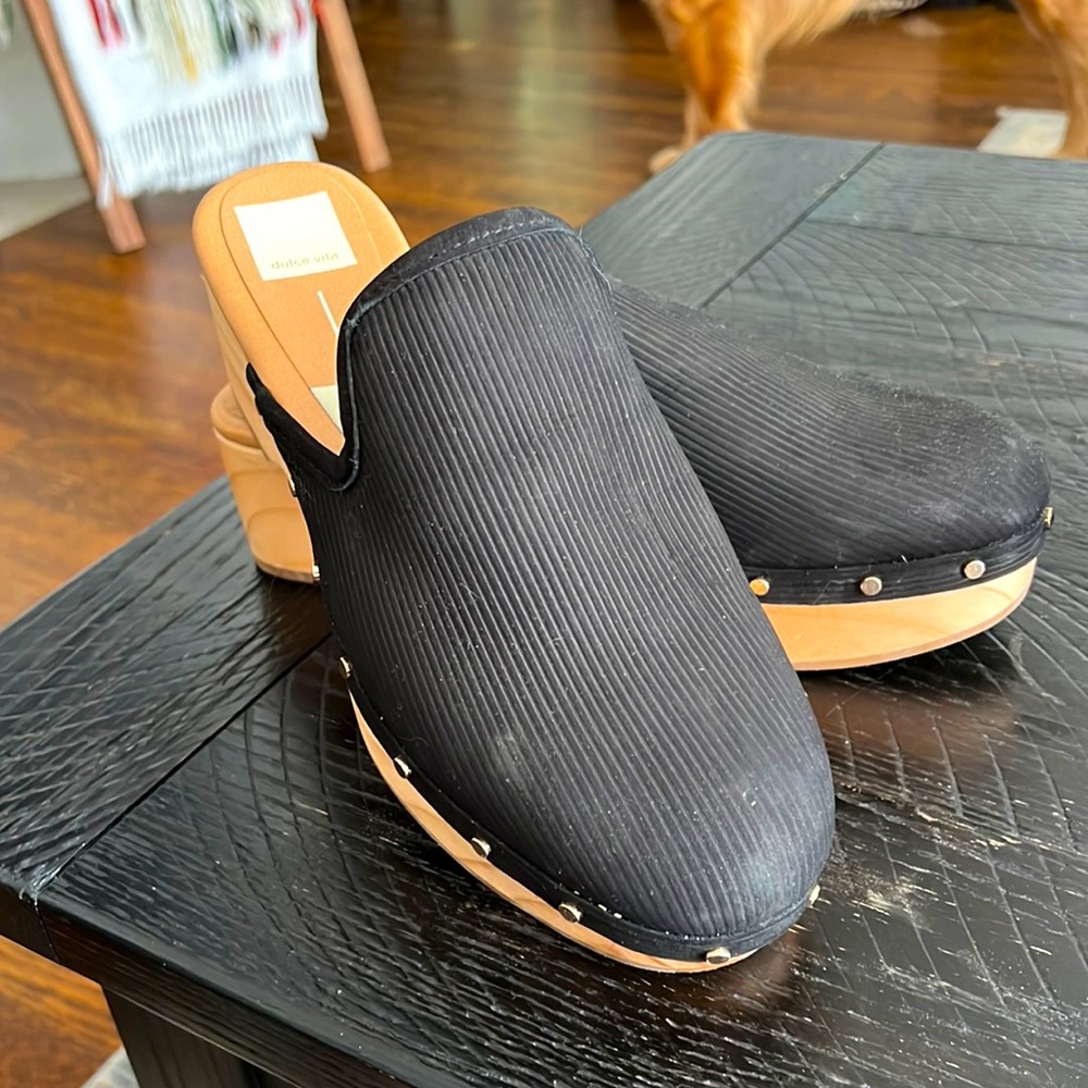 Dolce Vita clogs